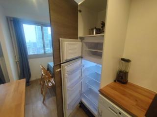 4 bedrooms, La Défense, 5 min walk to metro - Courbevoie - 1