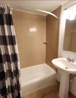 Welcome Inn and Suites - Saint Johns - 2