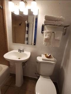 Welcome Inn and Suites - Saint Johns - 4