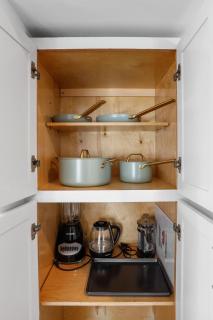 Luxury, Modern 2BR, Harbor Point - Stamford - 4