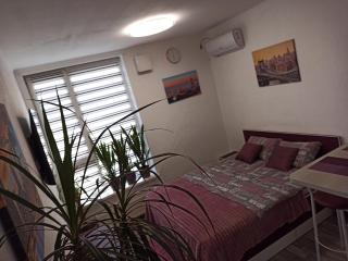 Cozy Smart Studio Apartment in a Closed Residential Complex Comfort Town КТ-11 - Kiev - 4