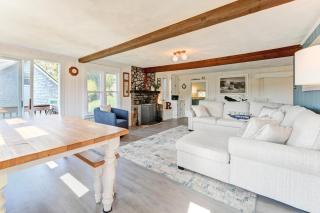 Charming Orrs Island Cottage with Ocean Views - Orrs Island - 5