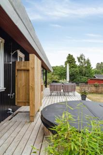 Easy Living In The Flowering Garden By Sejerø Bay - - 3