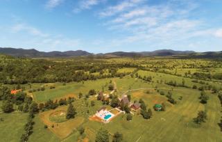 Nice Home In Gospic With Private Swimming Pool, Can Be Inside Or Outside - Gospić - 1