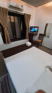 The Beach hotel - Alibag - Alībāg - 9