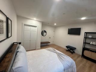 Stylish 3BR,2BA in Heart of Harbor Point - Stamford - 5