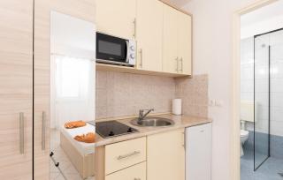 Stunning Apartment In Baska Voda - Baška Voda - 6