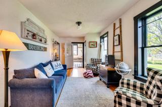 Large Groups Welcome True North Farmhouse - Barton - 7