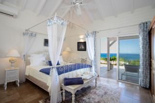 Exceptional Panoramic Sea View In This Luxury Villa - 2