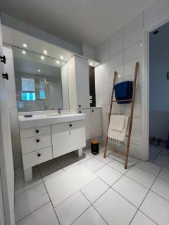 Bright and spacious 1 bedroom apartment with sofa bed in living room , French Riviera - Saint-Laurent-du-Var - 8