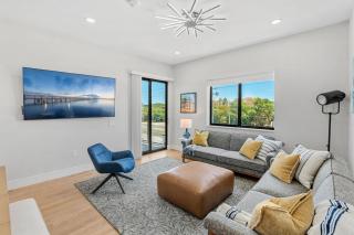 Jeannie's Sunrise Suite - Luxury 2BR Across from Beach - Balcony - Rocket Views - Cocoa Beach - 0