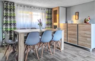 Stunning Home In Brodnica Górna With Private Swimming Pool, Can Be Inside Or Outside - Brodnica Dolna - 5