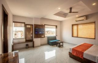 Airport Hotel Deluxe Tree Near Delhi Airport - Nuova Delhi - 7