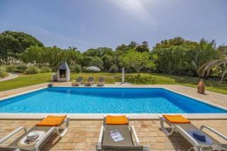 Villa Amoreira by Villa Plus - 9