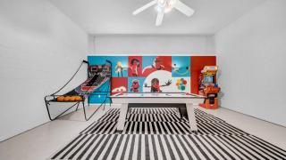 Near Disney & USF 4BD Heated Pool BBQ & Games - 3