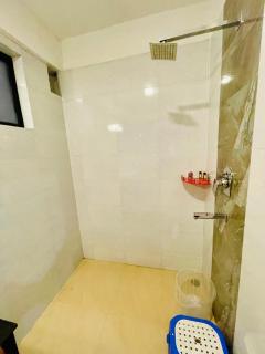 Hotel Olive Seasons by Silverkey - Mathura - 3