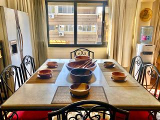 2 Bedroom Family Home by the Airport - 8