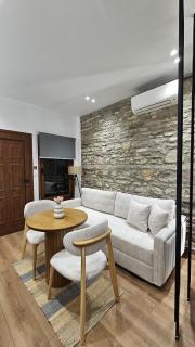 Elisavet's Room - Gjirokastër - 8