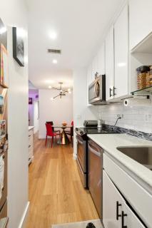 Posh Hollywood High-Rise Apt - Los Angeles - 6