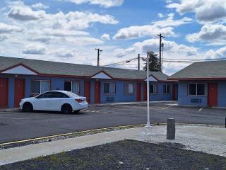 Sundowner Motel - Quincy - 1