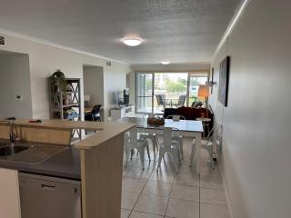 City Stadium Apartment on the Riverfront 38 - Townsville - 1
