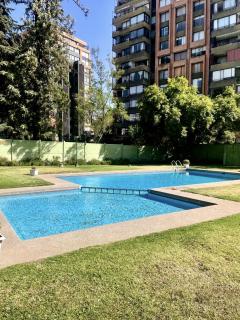 2 habitaciones I Estacionamiento I Las Condes I Piscina - Santiago - 2