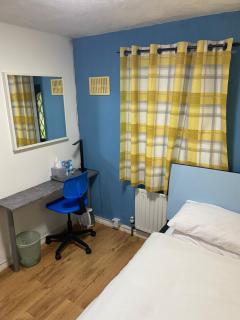 Heathrow Platform Rooms - West Drayton - 3