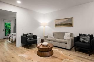 Firefly Mountain Suites by AvantStay Sleeps 36 Indoor Pool Hot Tub Game Room Playground - Sevierville - 3
