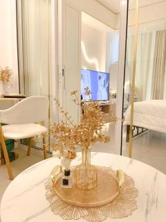 SM Bicutan Miami Flat - 1