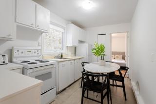 Sunlit 2BR in Plateau Mont Royal Downtown - Montréal - 2