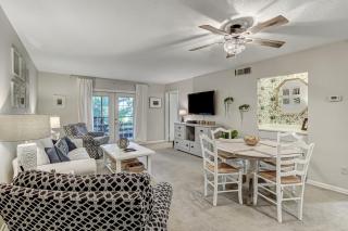 Secluded location a few blocks from the beach, easy access by traveling the walkway - Fernandina Beach - 6