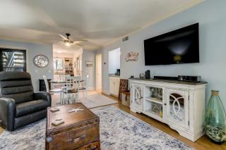 New Listing! Secluded location a few blocks from the beach, easy access by traveling the walkway - Fernandina Beach - 6