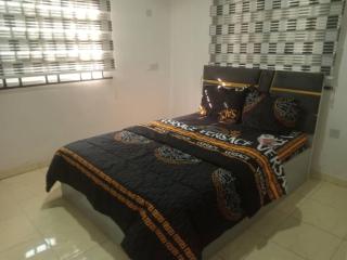 2-Bedroom Tradebybata Apartments around FUNAAB Abeokuta - Abeokuta - 8