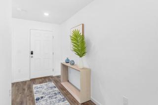 Springhill Retreat! 3 bed, 2 Bath! - Spring Hill - 2