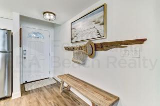 Beautifully Renovated Condo in Small Complex. Relaxation comes easy here. One assigned parking - Fernandina Beach - 6