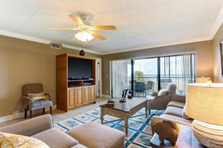 Renovated Condo in small quiet complex. Relaxation comes easy here. One assigned parking - Fernandina Beach - 9