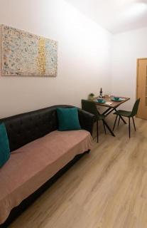 Comfy Studio - Tirana - 1