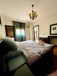 Spacious 3BR Apartment with Garden View New Cairo - Le Caire - 8