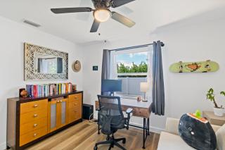 Near Ft Myers Beach Cozy fun 2BD - Fort Myers - 0
