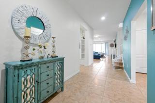 Windsor at Westside: 9BR Near Disney w/ Pool & Game Room - 2