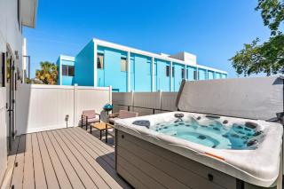 Tidal Tranquility - Luxe Beach Stay with Spa Hot Tub - Walk to Beach - 9