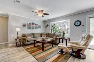 Dog Friendly - Fully Fenced - Boat or Jet Ski Pad for up to 24 Feet - Fruit Trees - 1 Week Required - Fernandina Beach - 8