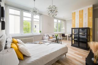 Green Courtyard Studio in Pre-War Tenement House 1 km to Central Station - Warschau - 4