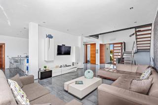 Villa Sea View by Villa Plus - Sa Caleta - 5