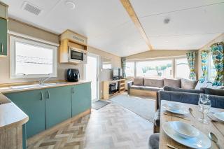 Brookside Bliss - Billing Aquadrome - Northampton - 6