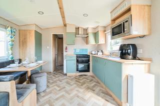 Brookside Bliss - Billing Aquadrome - Northampton - 5
