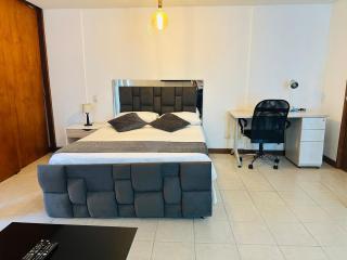 apartamento 5 minuto parque del poblado caminando - Medellín - 3