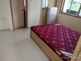 Independent Bungalow with Private Garden - Thane - 6