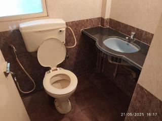 Independent Bungalow with Private Garden - Thane - 4