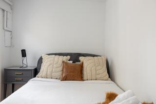 Bright 2BR in Plateau Mont Royal Downtown - Montreal - 7